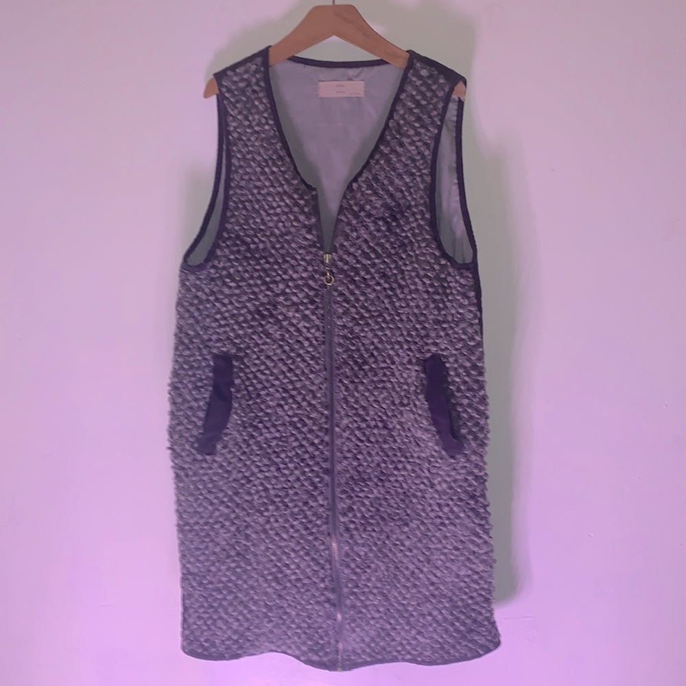 Anna made in Korea vest